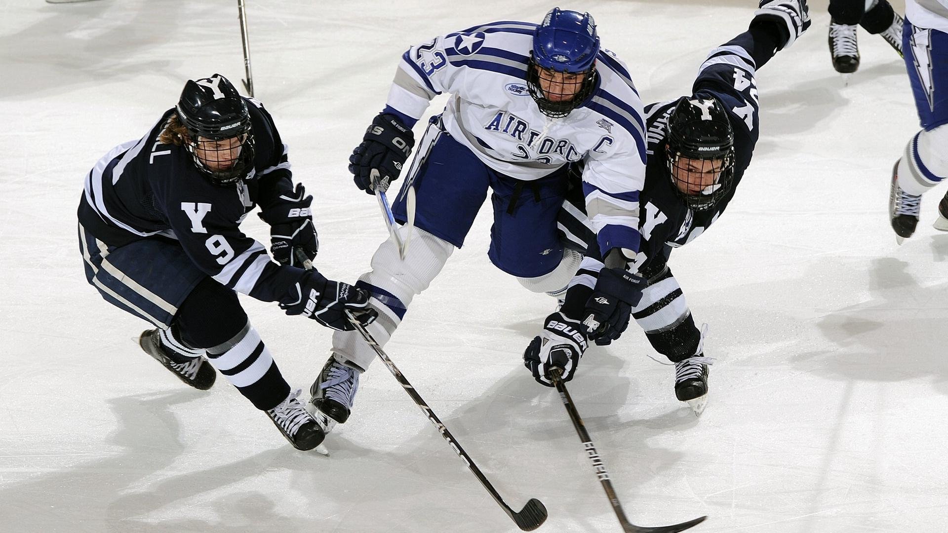 沃特福德门将状态神勇,黄蜂军团保级希望重燃,沃特福德联