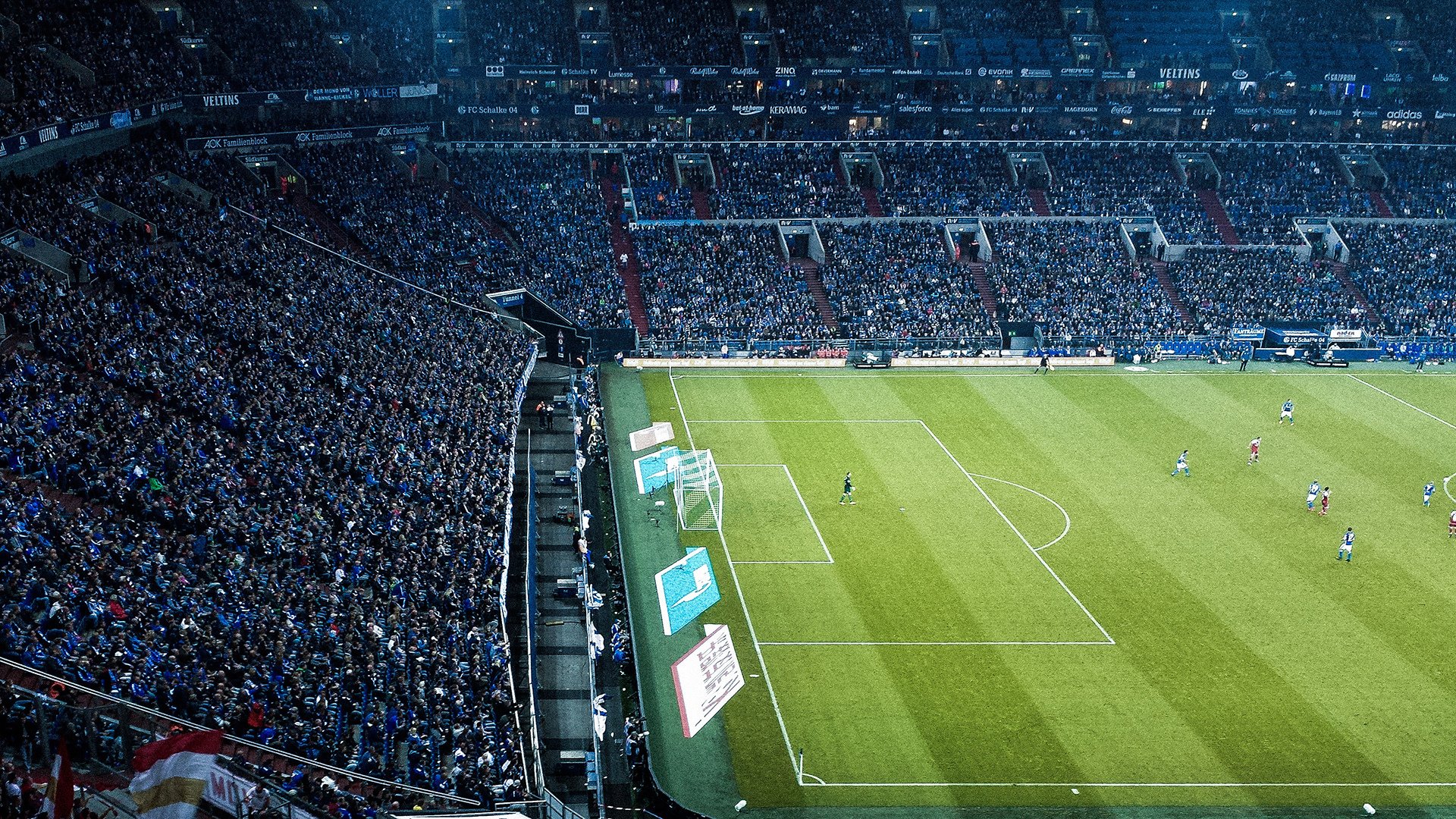 惊险或喜悦：比赛中的突发意外，惊险和刺激的意思一样吗